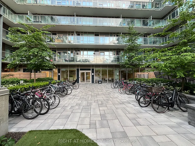 150 Logan Ave #437 — Photo 15