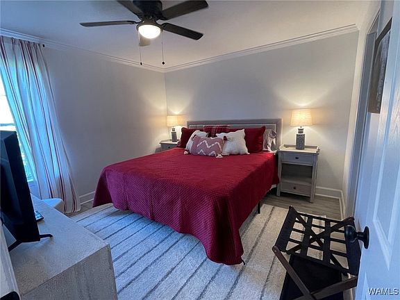 3rd image of 2031 8th Ave #208