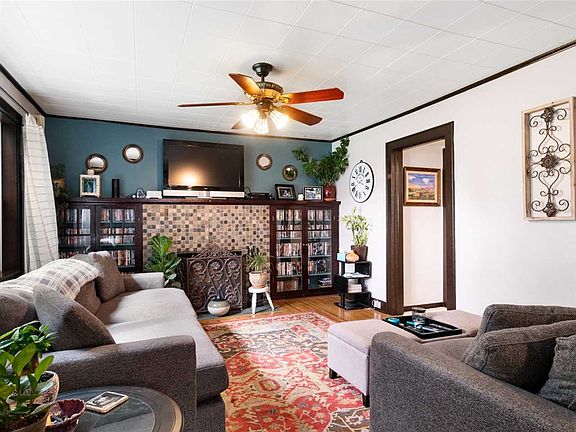 4th image of this home