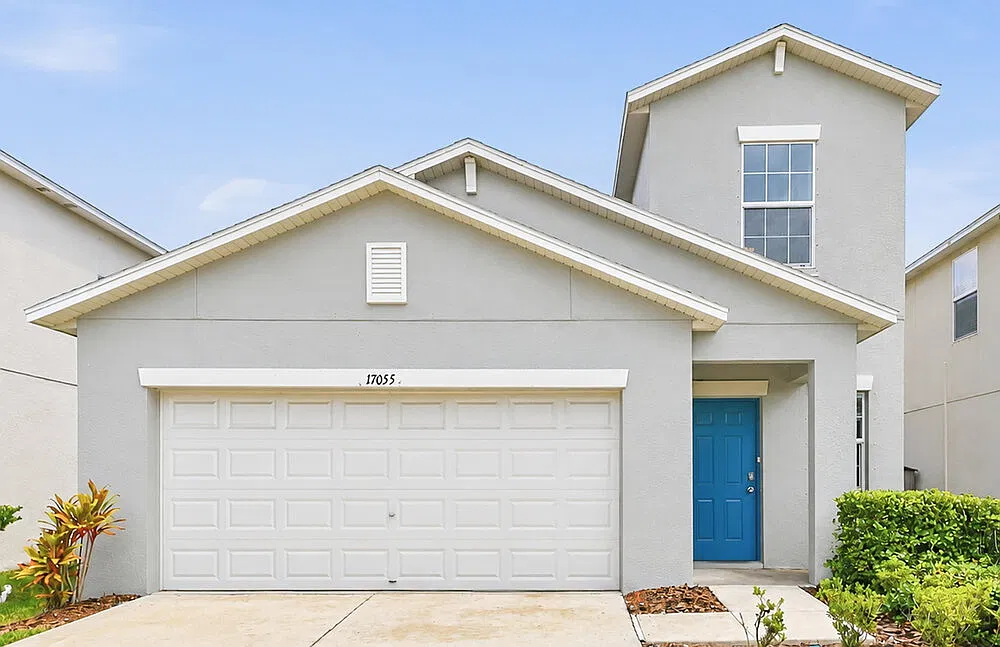 5 bed, 2.5 bath, 2415 sqft, $2,290 — Photo 1