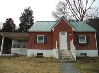 1428 Atkinson Hollow Rd, Vinton, VA 24179