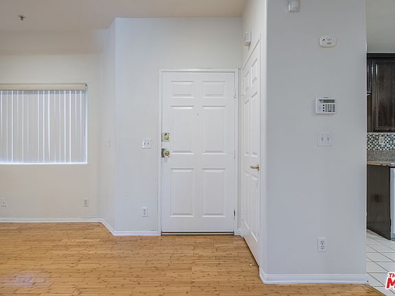 5th image of 861 S Windsor Blvd APT 301