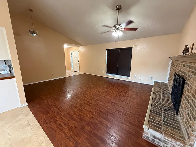 3901 Las Brisas Dr — Photo 24