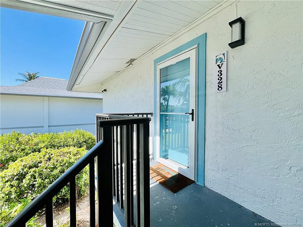 1 bed, 1.0 bath, 689 sqft, $3,200 — Photo 3