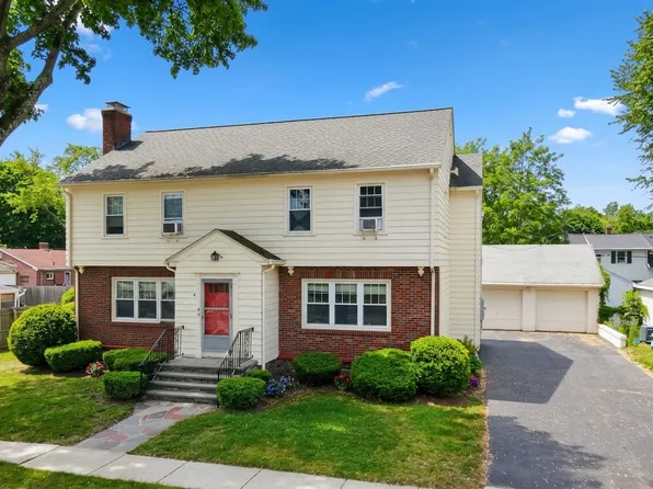 4 Palisades St, Worcester, MA 01604