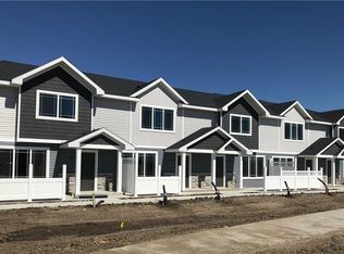 1058 NE 56th St, Ankeny, IA 50021
