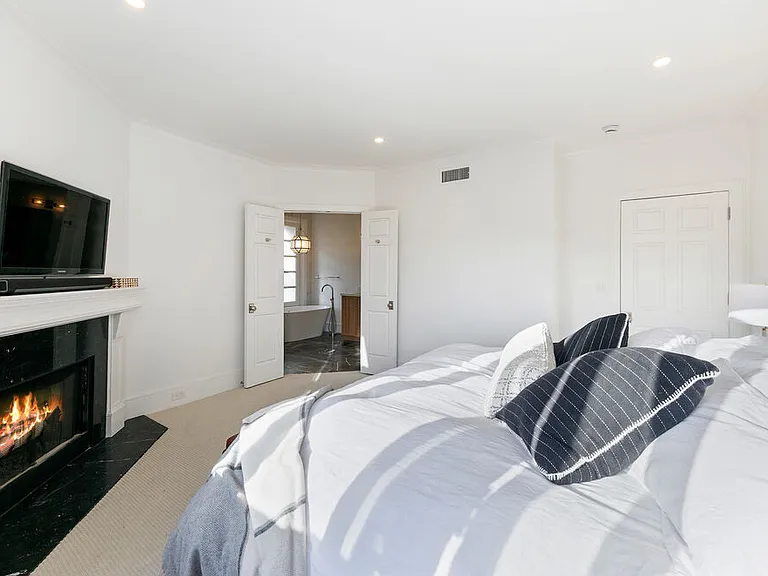 22630 Pacific Coast Hwy #1 — Photo 23