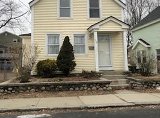 14 Pelham Ave, Methuen, MA 01844