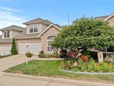 6801 Rolling Meadow Dr, Cleveland, OH, 44134