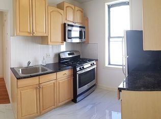 854 68th St APT 3R, Brooklyn, NY 11220