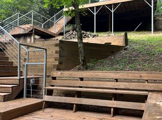 512 Running Deer Rd, Cleveland, GA 30528