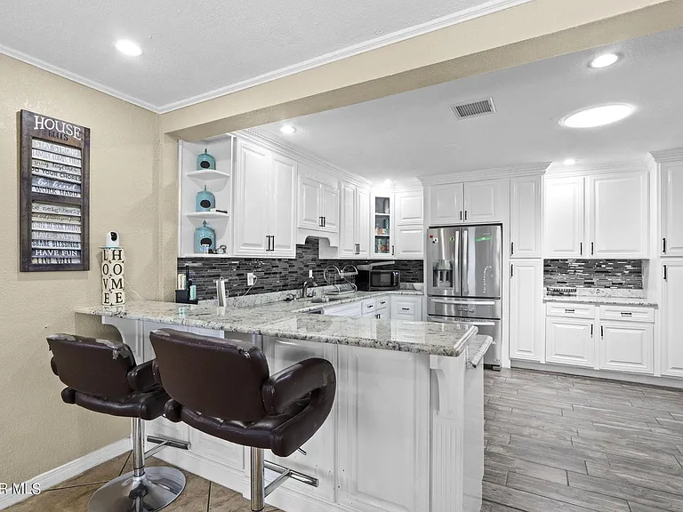359 Mary Jeanne Ln — Photo 6