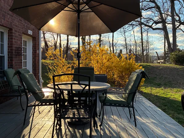 3424 Martha Custis Dr, Alexandria, VA 22302