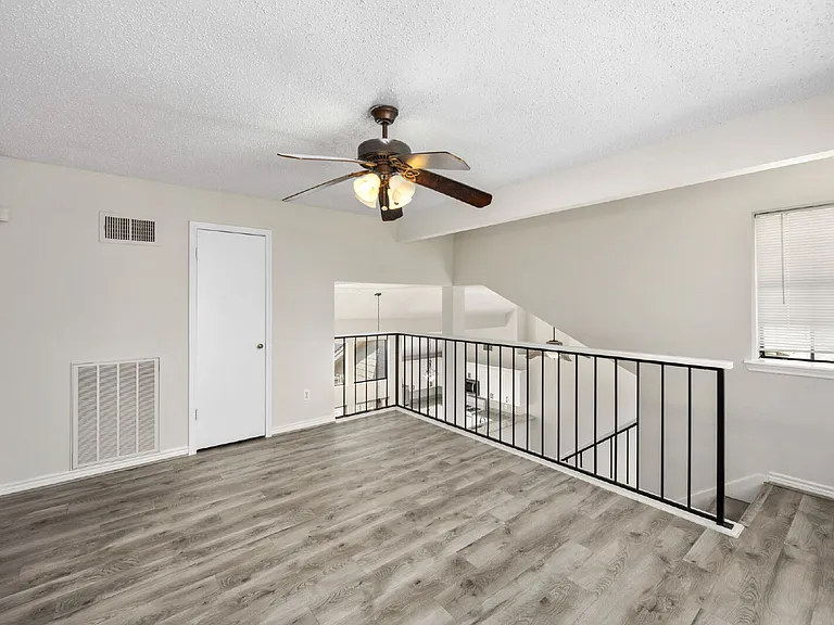 15419 Scenic Haven Dr — Photo 18