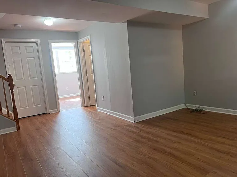 6205 Abbottsbury Row — Photo 10
