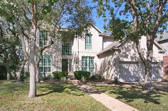 1st image of 28 Grants Lake Dr