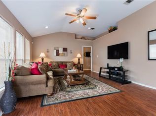 103 Cavalry Trl, Elgin, TX 78621