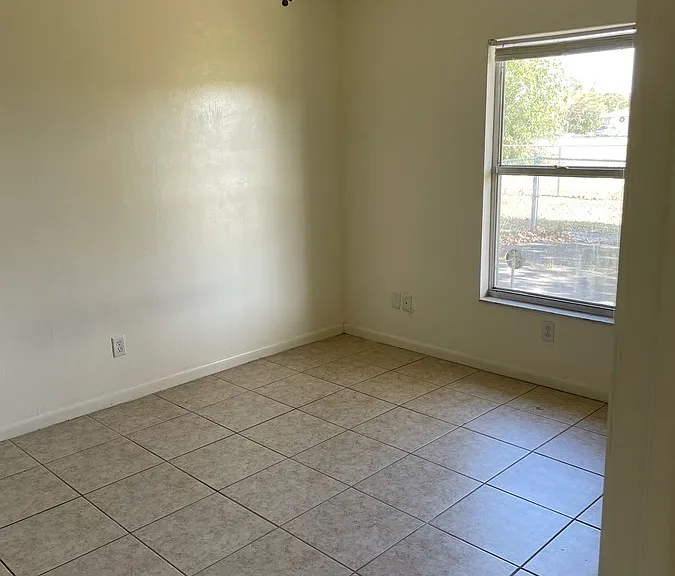 1823 SW Santa Barbara Pl #1823 — Photo 30