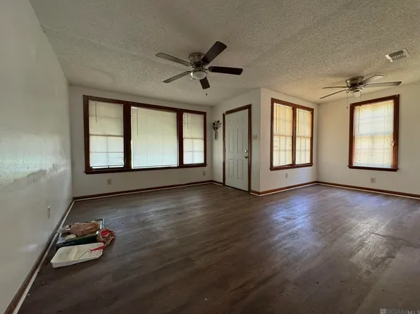 1974 Rhodes Ave, Baton Rouge, LA 70802