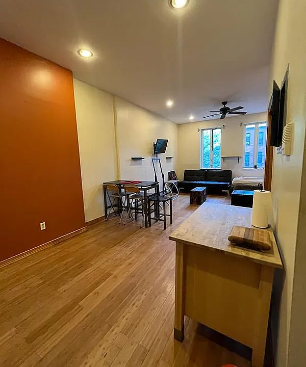 1st image of 582 Mac Donough St #2B