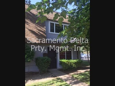 8737 Woodman Way APT A, Sacramento, CA, 95826