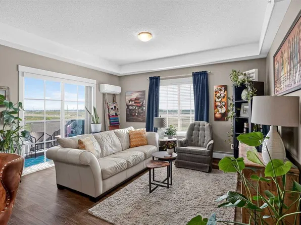 755 N Copperpond Blvd SE #1409, Calgary, AB T2Z 4R2