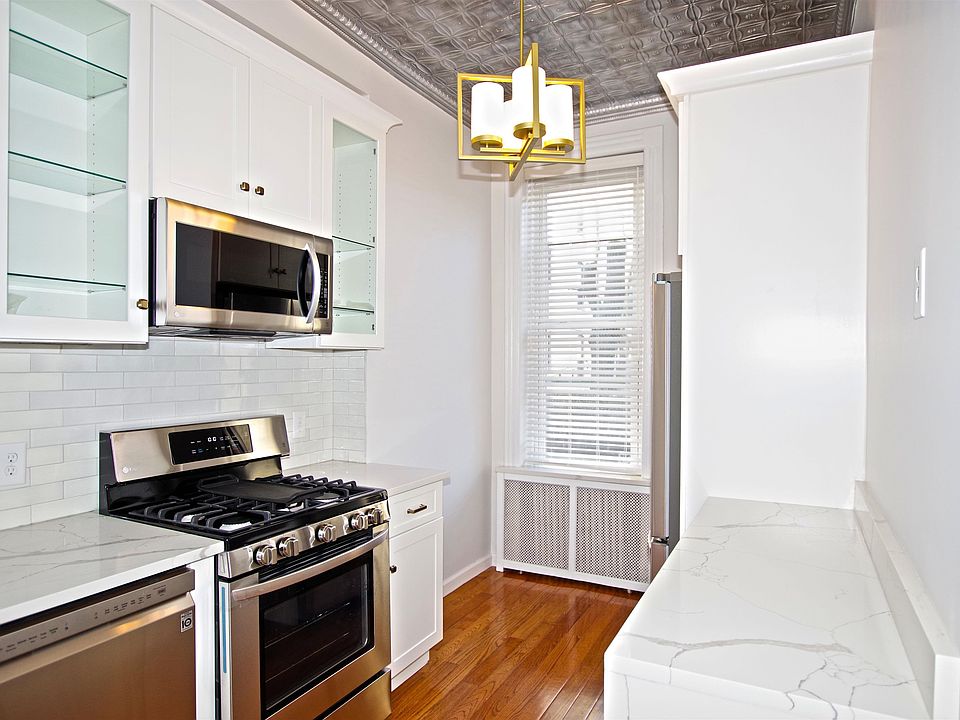 1st image of 1234 Park Ave #1