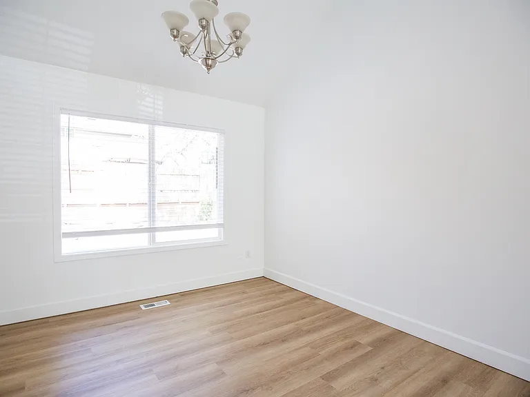8471 SW Bonaventure Ln — Photo 6