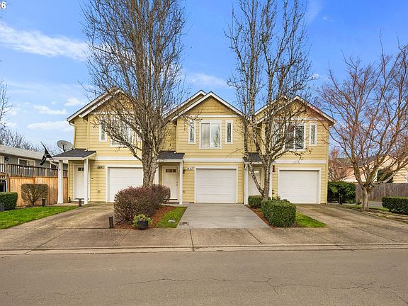 4th image of 1443 SE 8th Ave