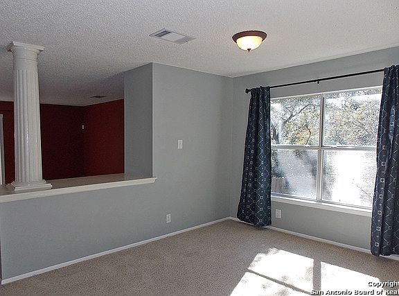 4th image of 1722 Rob Roy Ln