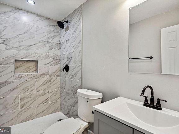 4th image of 14335 N Park Ct