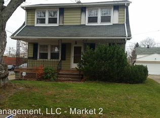 10301 Homeworth Ave, Garfield Hts, OH 44125