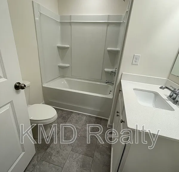 260 Abington St — Photo 15