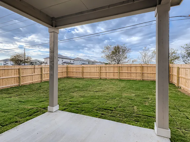 572 Valley Gdn — Photo 27