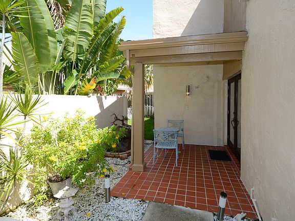 5th image of 16831 Royal Poinciana Dr