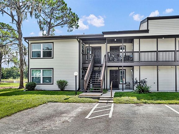 2nd image of 19201 Sandalwood Dr #19201