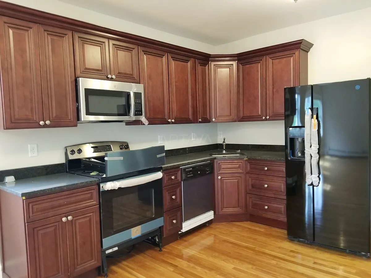Building Photo - 231 Boston Ave #2