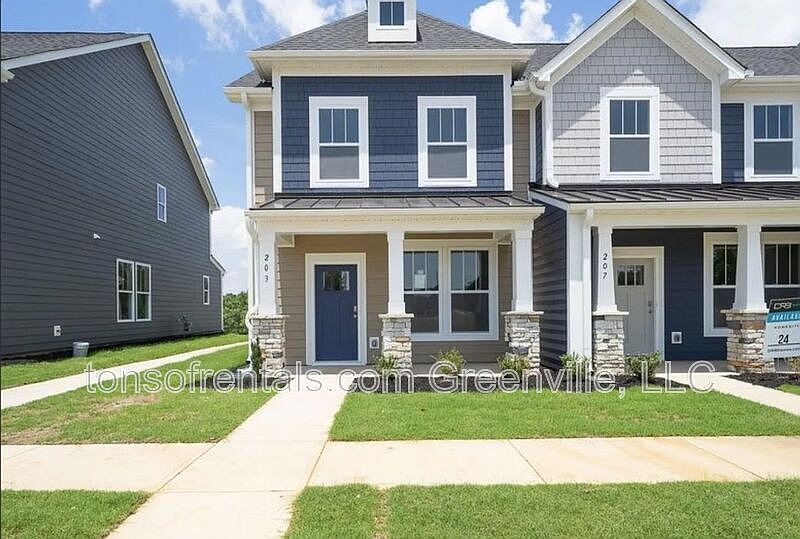 1st image of 203 Dalmatian Dr