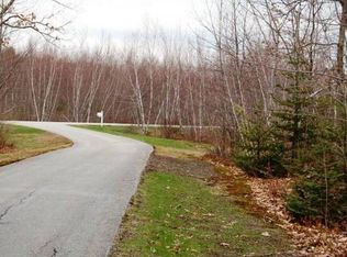 6 Cooks Brook Dr, Dayton, ME 04005