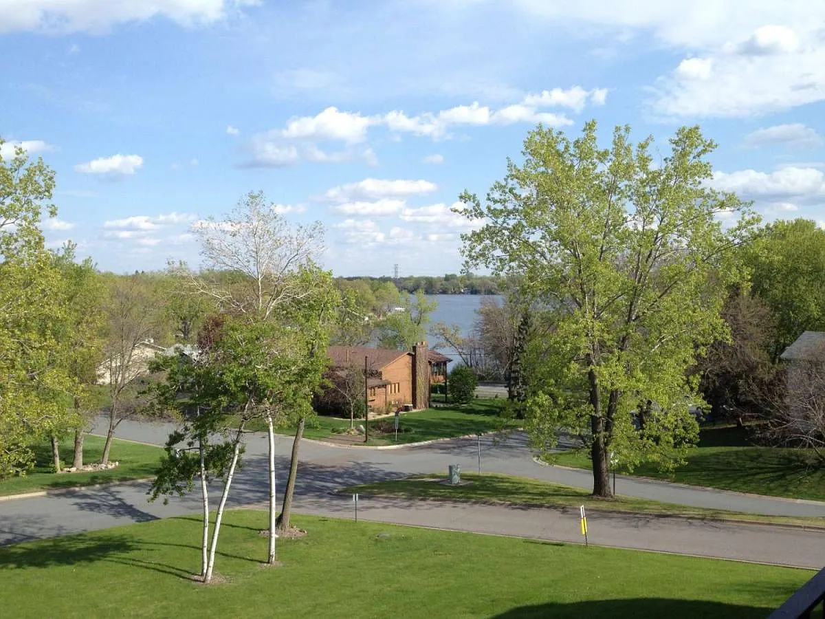 1 bed, 668 sqft, $1,295 — Photo 4