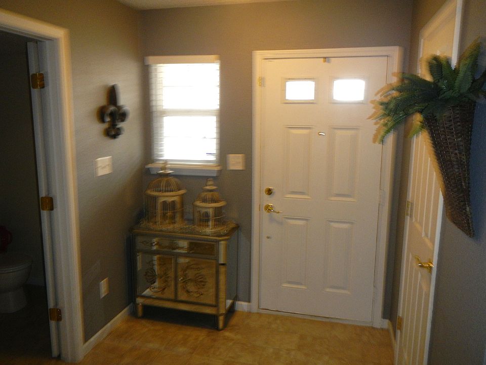 1st image of 1423 Lake Meadow Dr