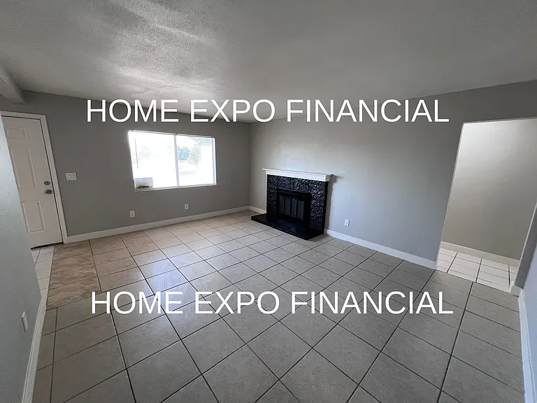 25256 Bessant St — Photo 7