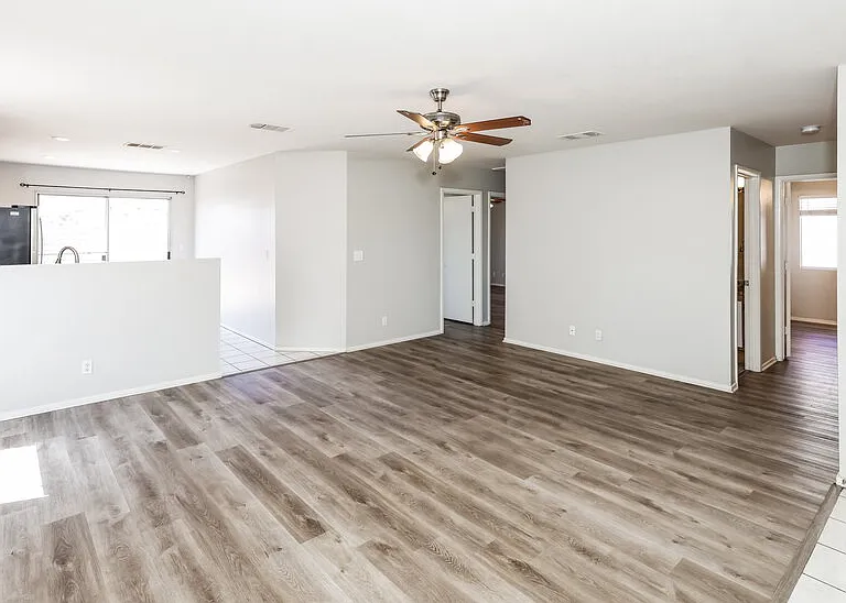 681 Indian Row Ct — Photo 7