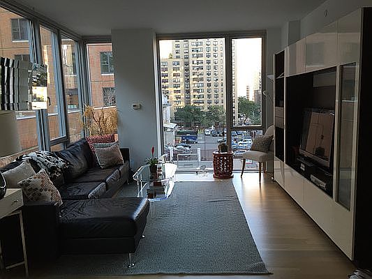 5th image of 110 3rd Ave APT 5B
