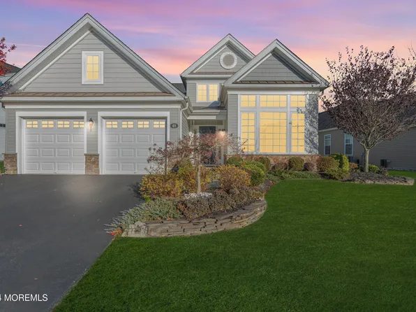 48 Legacy Court, Freehold, NJ 07728