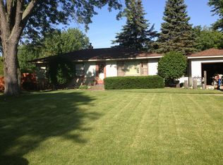 8381 Briarwood Ave, Jenison, MI 49428