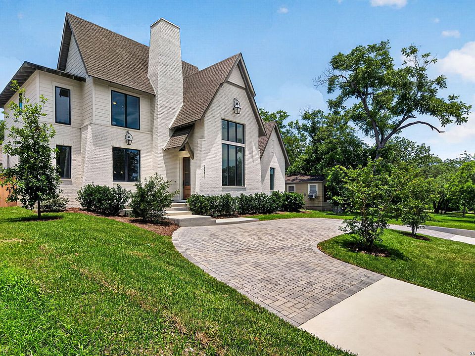 1st image of 255 CLAYWELL DR