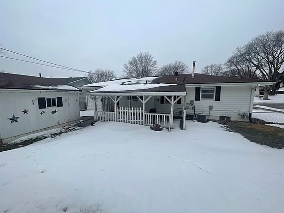 2nd image of 5509 S 123rd St