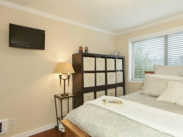 2nd Bedroom (Angle 1)