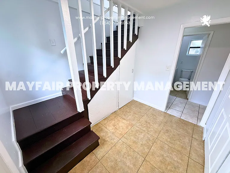 1329 NW 7th Ave — Photo 19